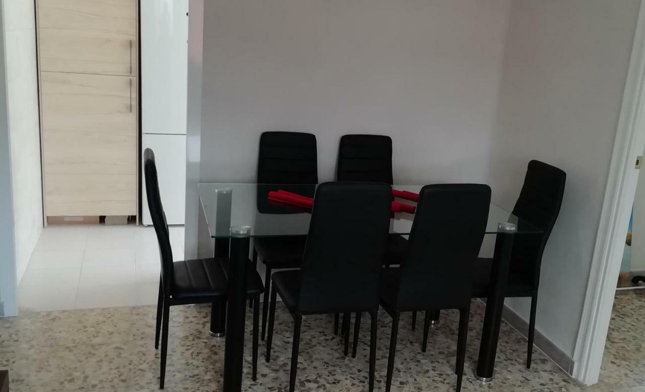 Calle Rio Trueba 11 Bajo D Τορρεμολίνος Εξωτερικό φωτογραφία